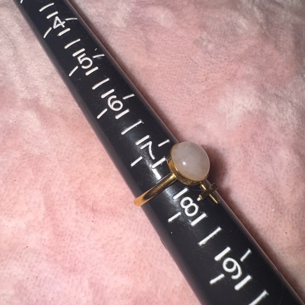 New Stonehart X Selkie Feminist Selkie Logo Ring Rose Quartz Gold Plate Silver - Picture 6 of 8